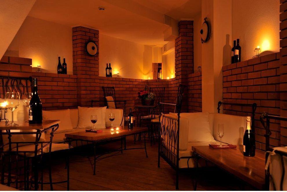 Zan Hotel Войняса Екстер'єр фото