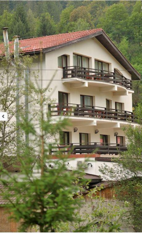 Zan Hotel Войняса Екстер'єр фото