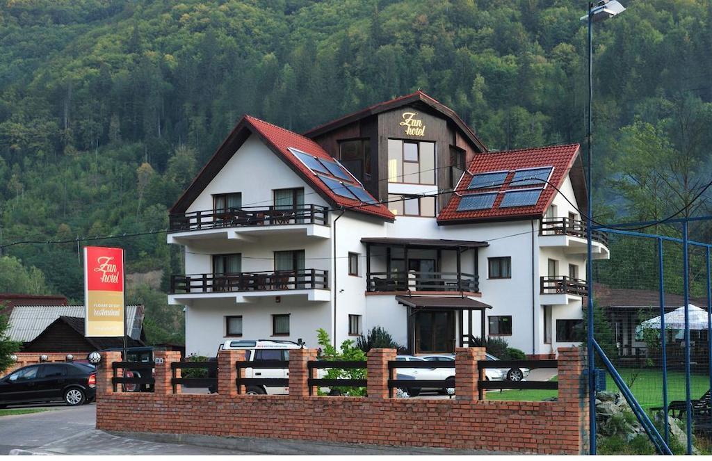 Zan Hotel Войняса Екстер'єр фото